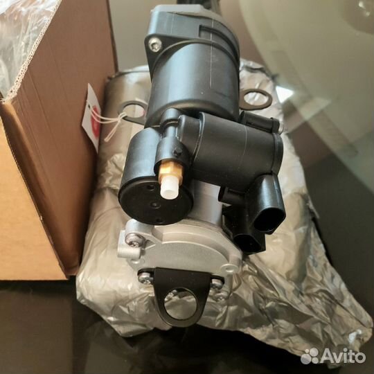 Компрессор пневмоподвески mercedes w164, x164