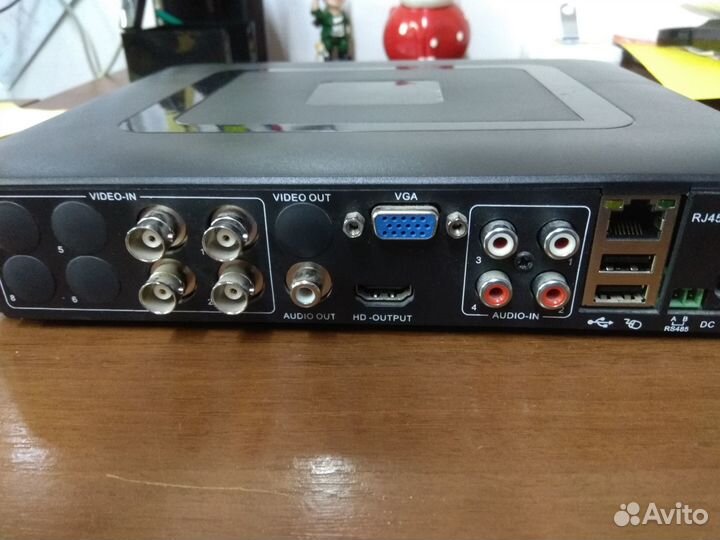 Цифровой гибридный видеорегистратор ahdr-2004N