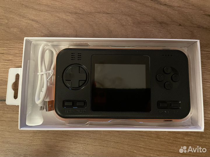 Портативная игровая консоль с емкостью 8000 мАч