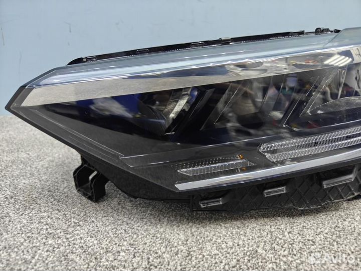 Фара левая volkswagen polo 6 2020-2024