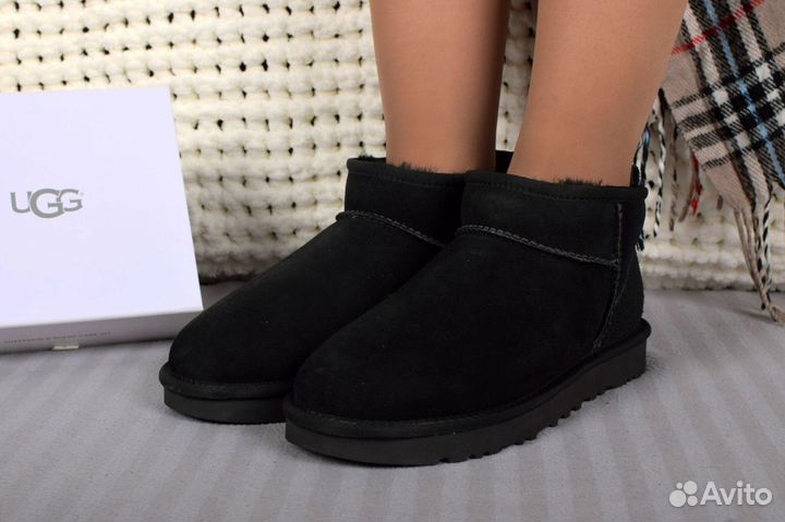 Ugg mini