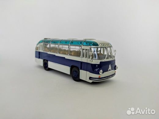 Лаз 695Б городской Ультрамарин (1956)