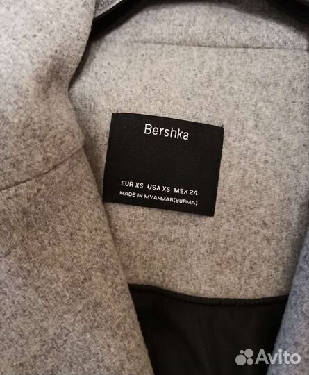 Пальто женское Bershka р.42 новое