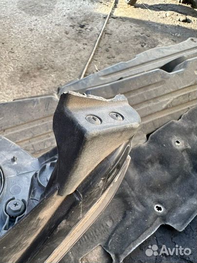 Фара передняя левая Kia Soul 2 1.6 2014