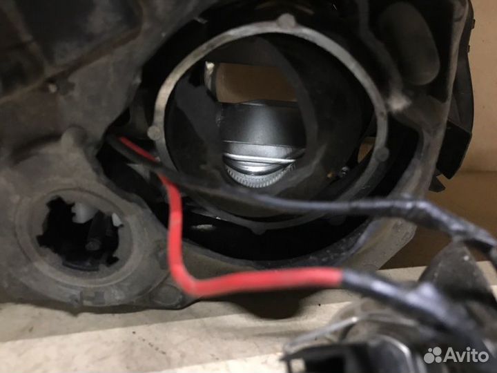 Фара галогеновая передняя левая Nissan Almera 1.5