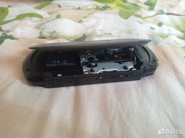 Sony PSP Slim & Lite PSP 3000 На запчасти