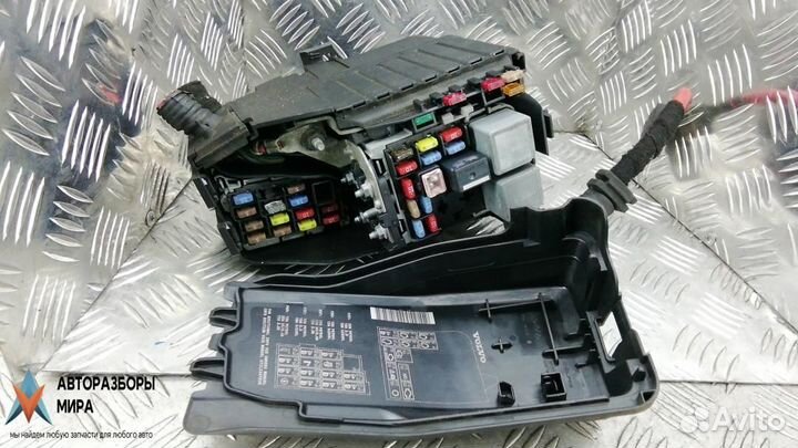Блок предохранителей Volvo S80 2 2008 6G9T14A06TCA