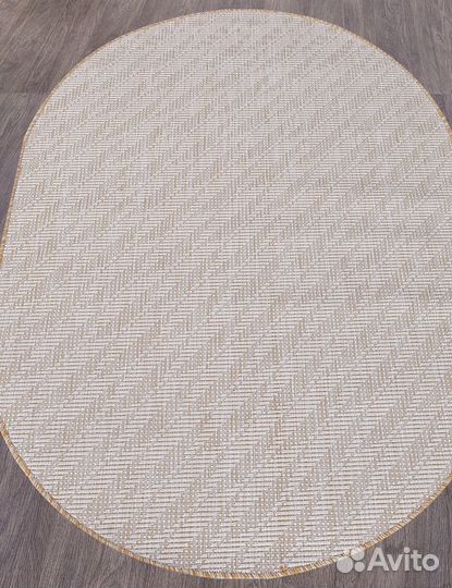 Ковер 100x200 см. Новый. Однотонный дизайн