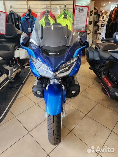 Новый мотоцикл Honda GL1800D