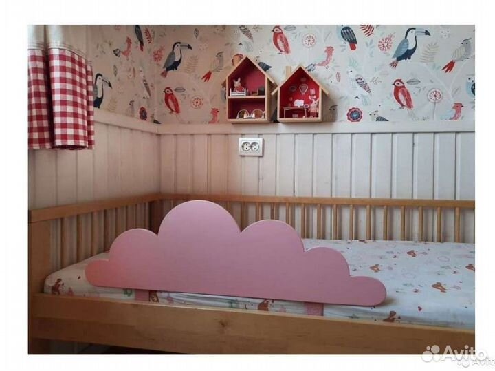Защитный бортик на детскую кровать новый