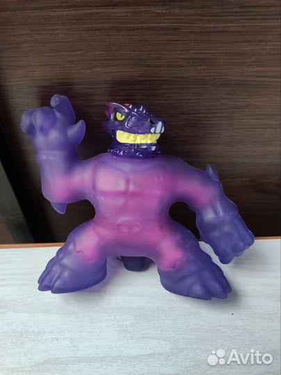 Фигурка Шредз Дино Икс-Рэй Гуджитсу оригинал