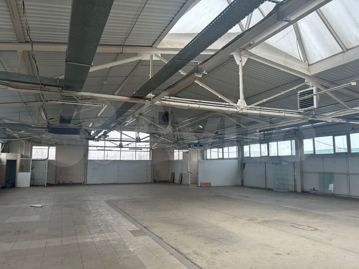 Склад, 1835+930 м²