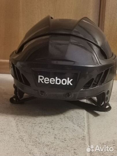 Продаю хоккейные шлема Reebok и bauer