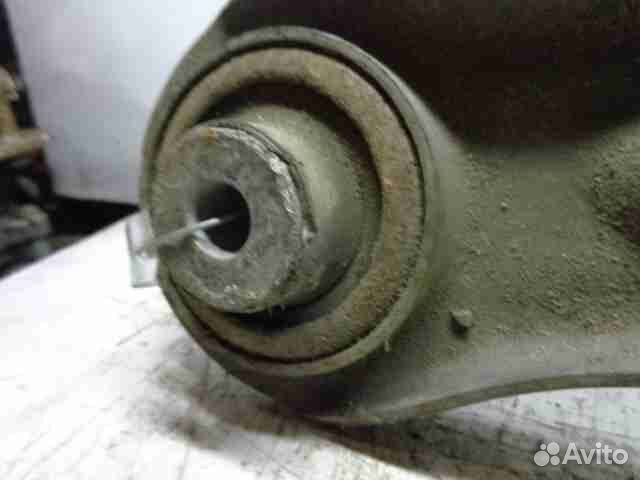 Рычаг передний левый нижний Mercedes Vito (Viano)