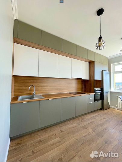 Угловой кухонный гарнитур