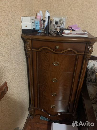 Тумба под телевизор горка