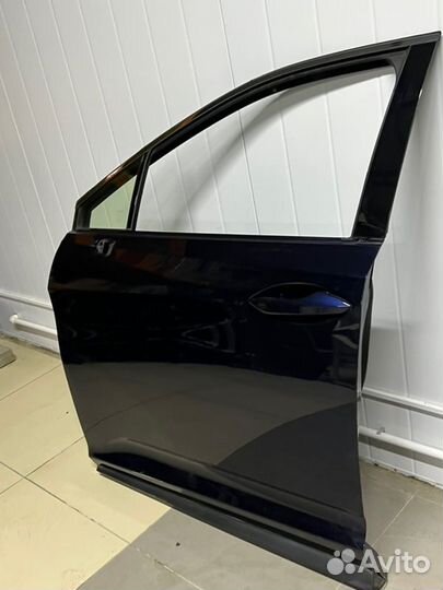 Дверь боковая передняя левая Lexus 2015-2022