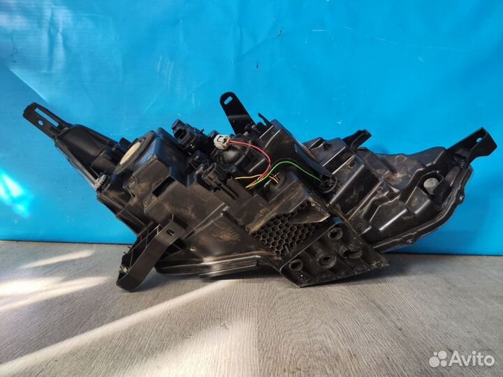 Фара левая Nissan Qashqai 2 j11 2014