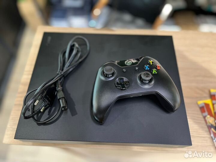 Xbox one s 1tb с играми новый