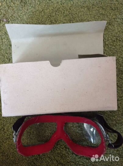 Очки защитные