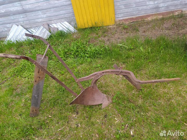 Плуг конный