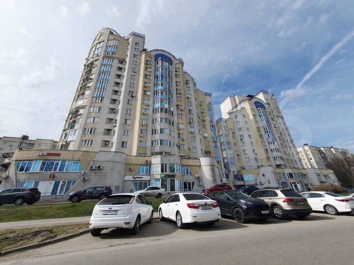 2-к. квартира, 65 м², 10/14 эт.