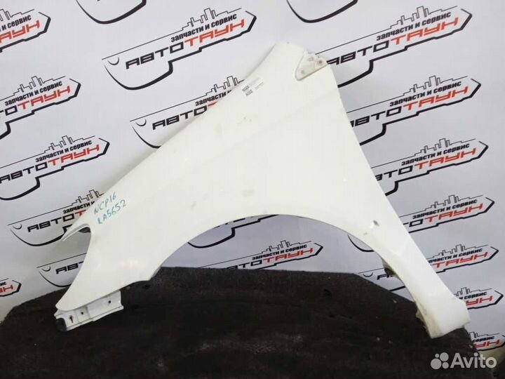 Крыло toyota echo platz NCP12 NCP16 SCP11 53812520