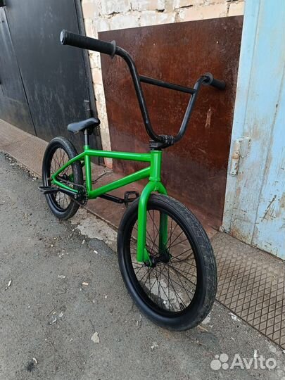 Трюковой велосипед bmx