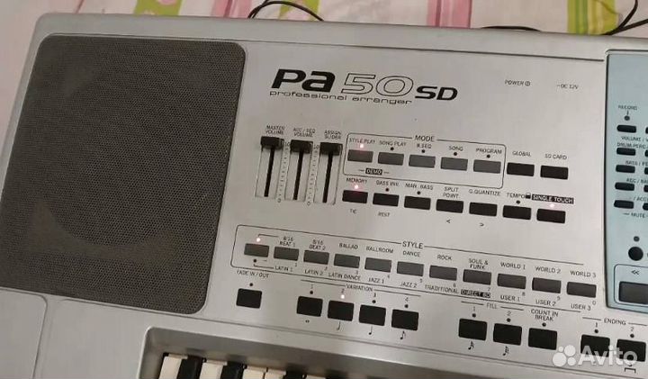 Синтезатор Korg PA50 SD