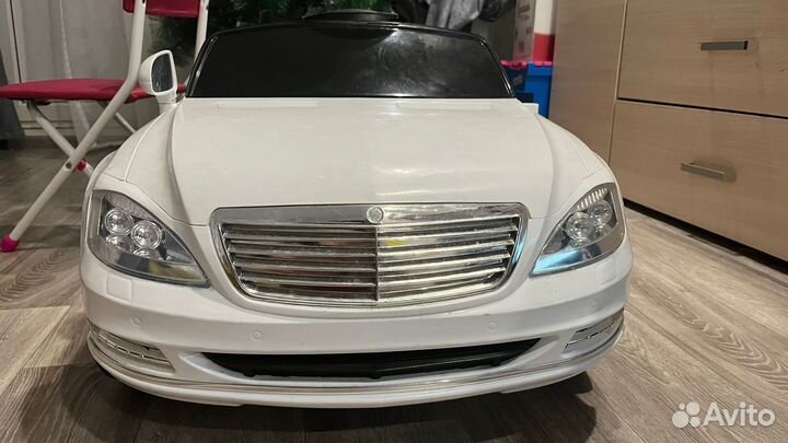 Детский электромобиль