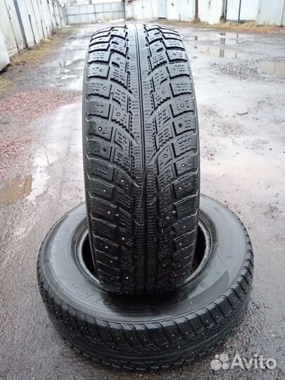 Kumho I'Zen RV Stud KC16 215/70 R16 100T