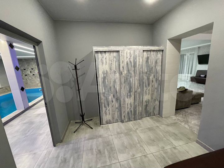 Коттедж 300 м² на участке 9 сот.