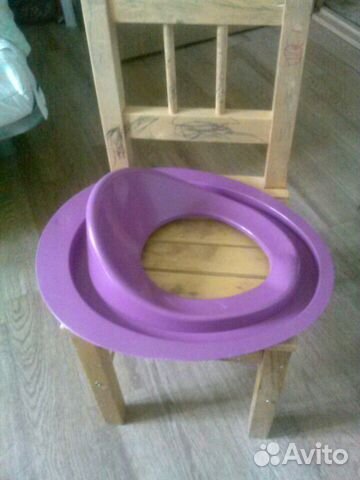 Детское сиденье, коврик, штора и лампа