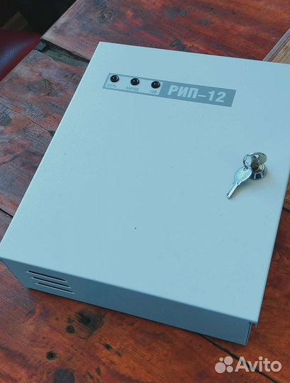 Блок резервного питания