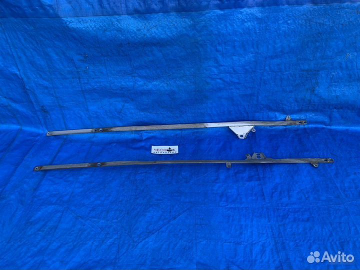 Растяжка / распорка по днищу правая Audi A5 S5 8T