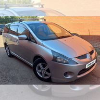 Mitsubishi Grandis 2.4 AT, 2003, 238 000 км, с пробегом, цена 655 000 руб.