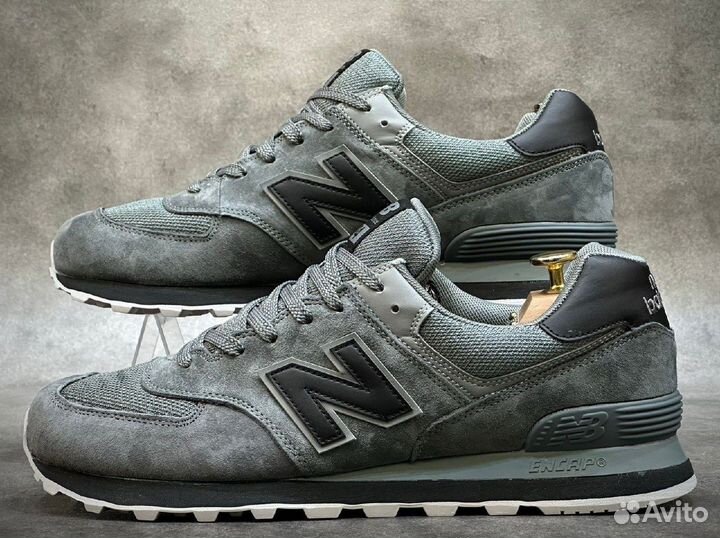 Кроссовки New Balance великан