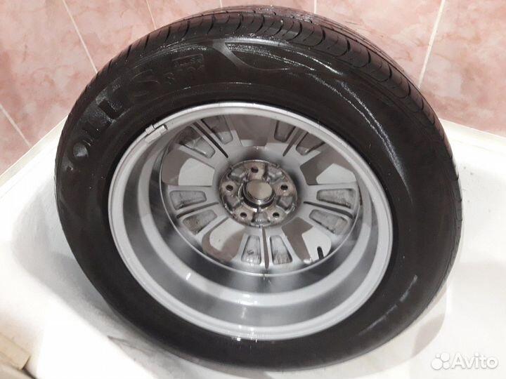 Kumho Solus SA01 Plus 215/60 R17