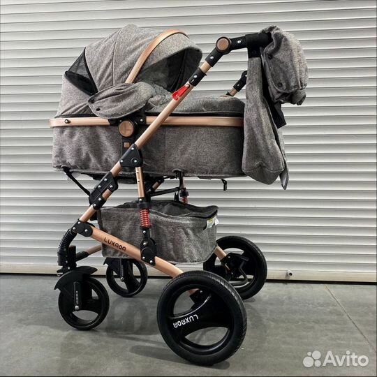 Коляска для новорождённых Luxmom
