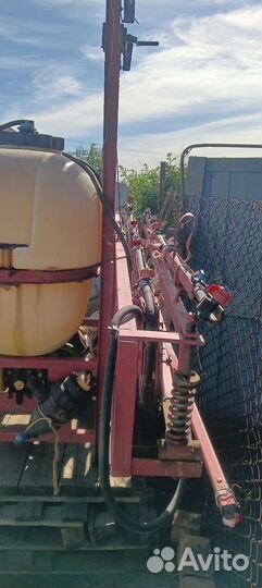 Опрыскиватель навесной 300 л