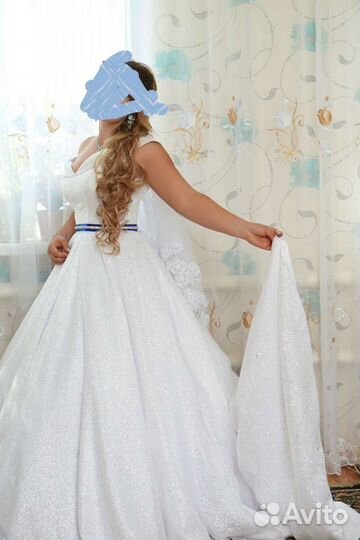 Платье свадебное