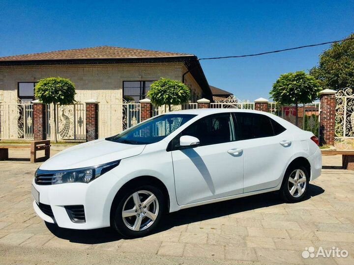 Toyota Corolla, 2015