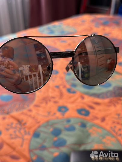 Солнцезащитные очки