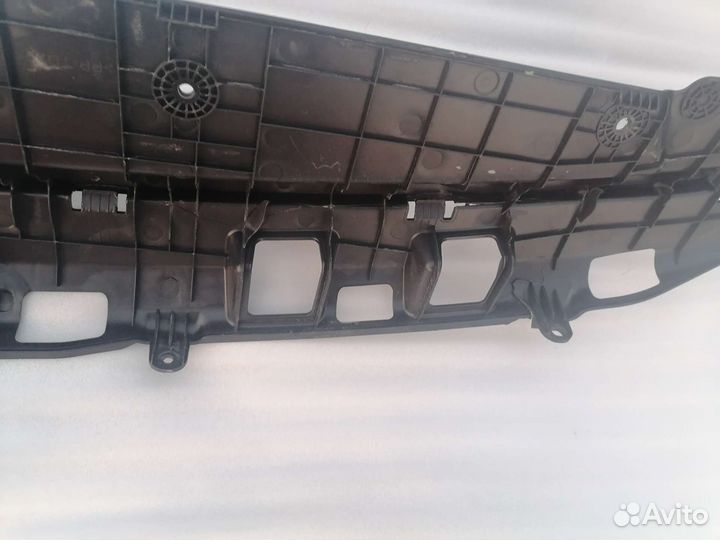 Накладка замка капота Kia Cerato 3