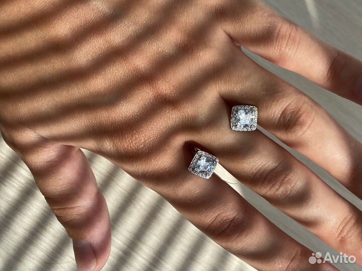 Серебряный гарнитур