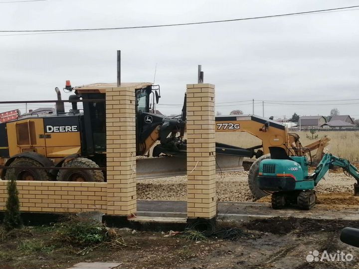 Услуги миниэкскаватора