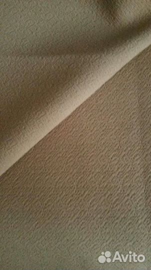 Трикотажное полотно(3 вида) и шерсть