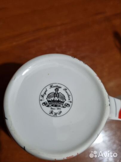 Набор чашек с блюдцем