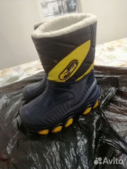 Резиновые сапоги