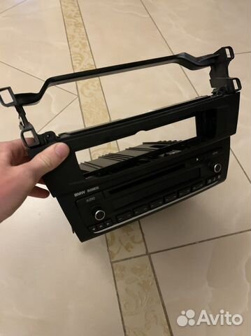 Радиоприемник BMW Business CD. Узел 65.2201